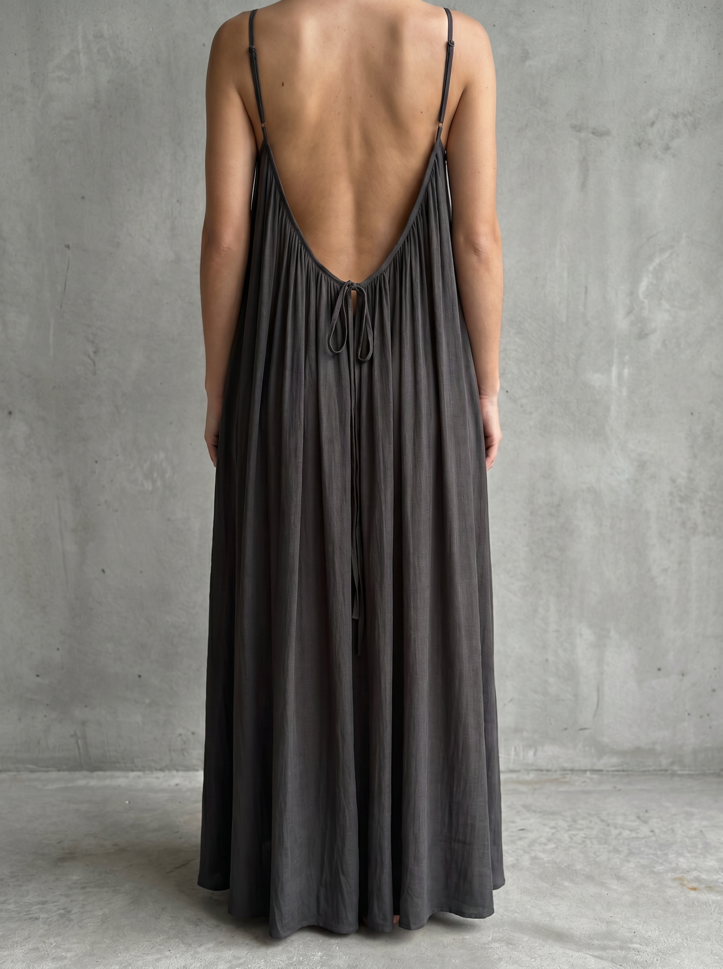 Clara | Vestido espalda al descubierto tirantes ajustables