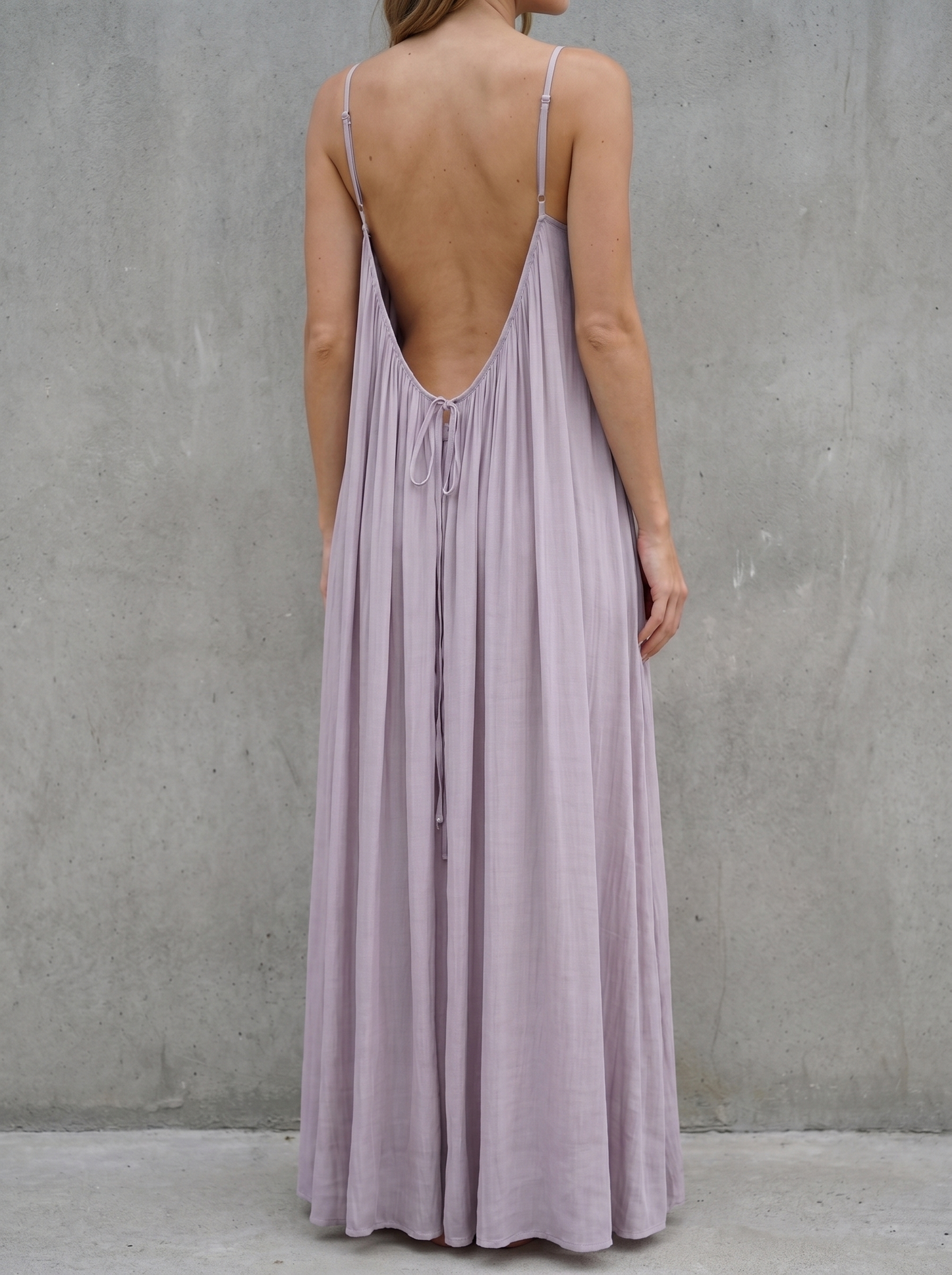 Clara | Vestido espalda al descubierto tirantes ajustables