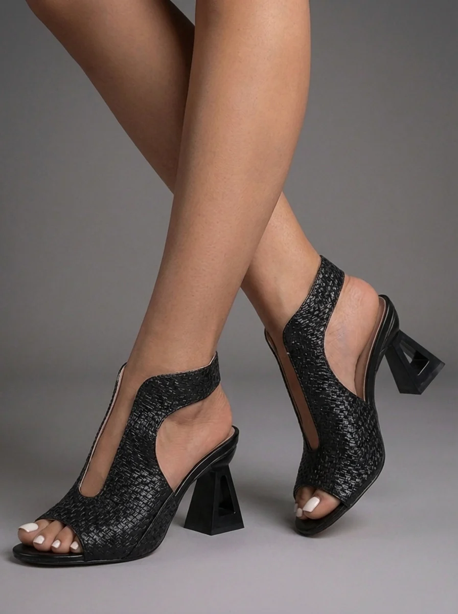 REBECA | Elegantes sandalias tejidas